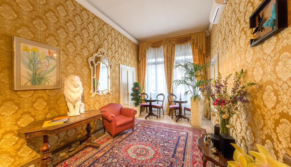 Friendly Venice Suites Bagian luar foto