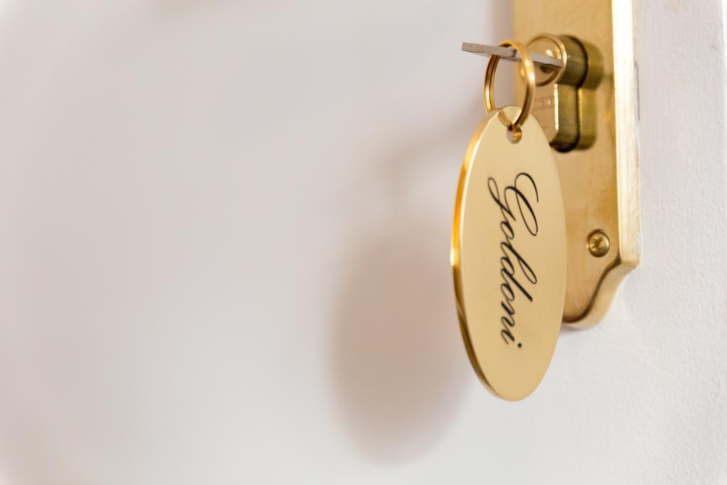 Friendly Venice Suites Bagian luar foto