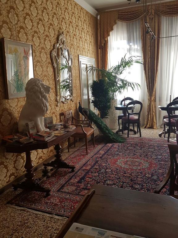Friendly Venice Suites Bagian luar foto