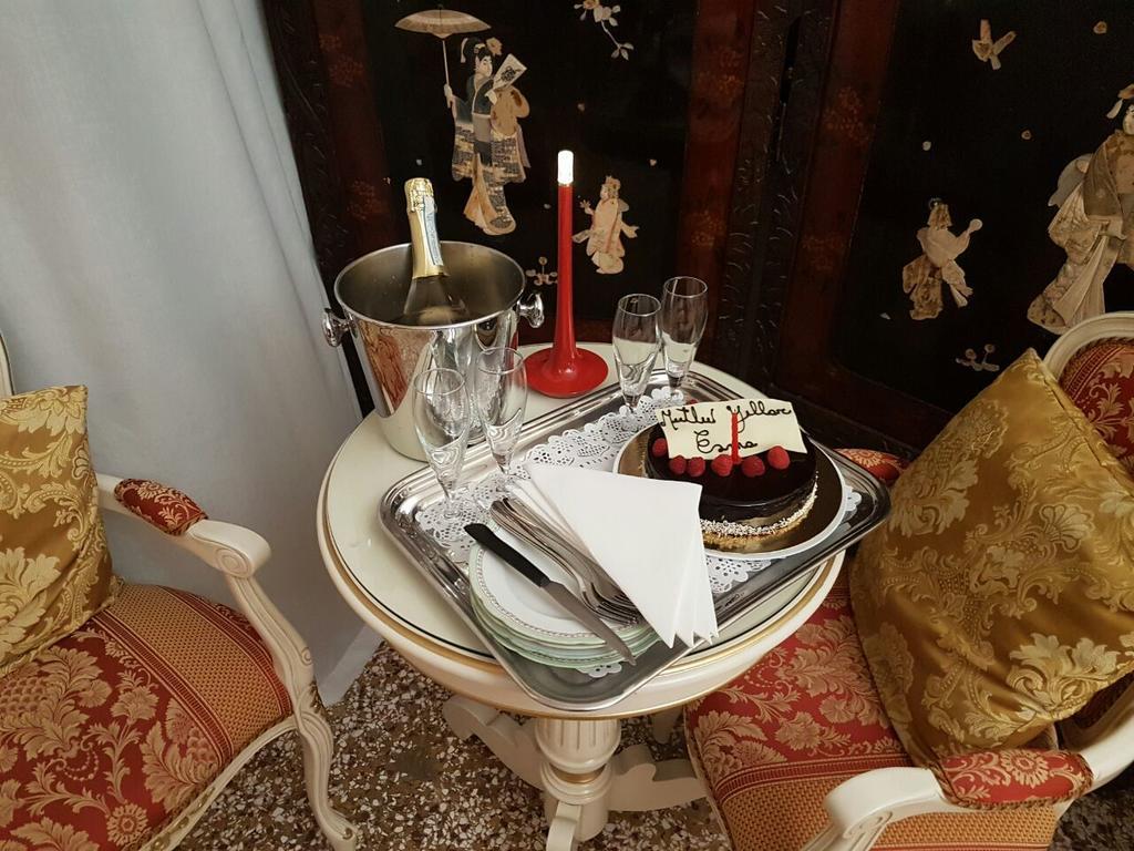 Friendly Venice Suites Bagian luar foto