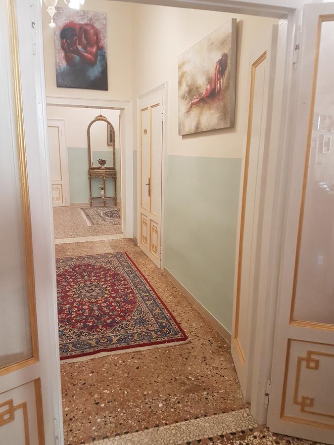 Friendly Venice Suites Bagian luar foto