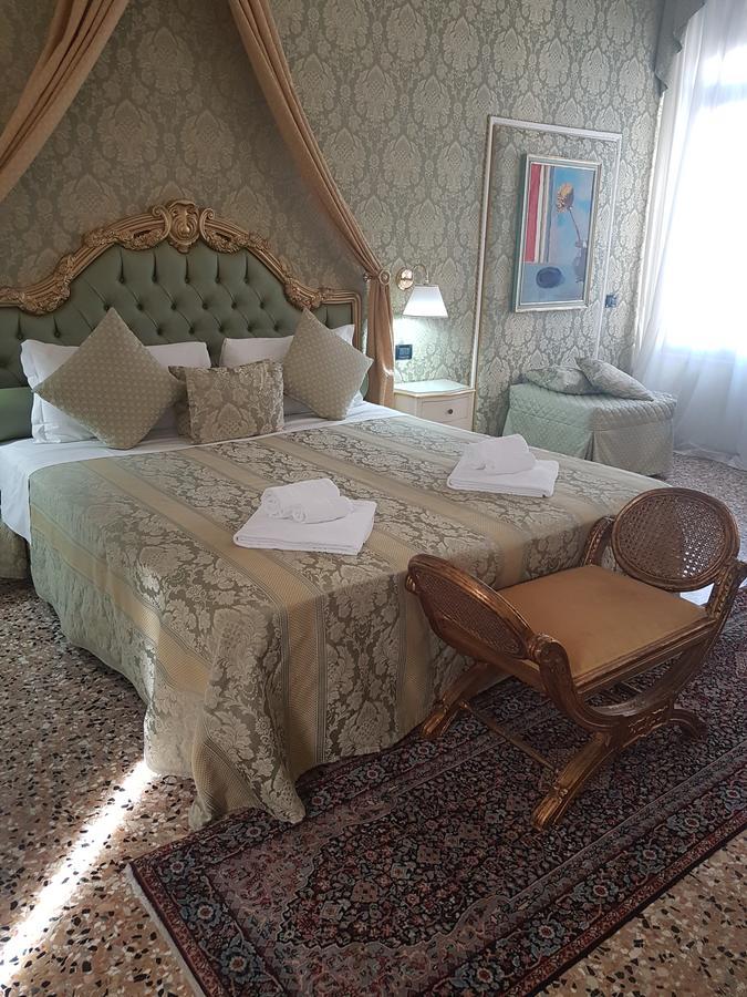 Friendly Venice Suites Bagian luar foto